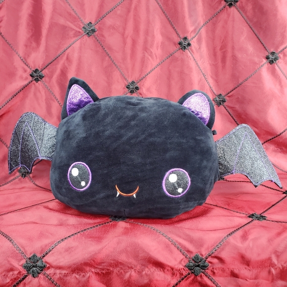 Other - Spooky sparkly vampire bat squishy bat plush toy